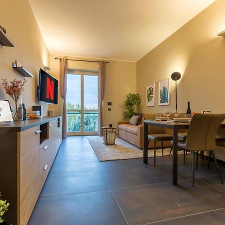 Modern & Bright 2 Bedroom Flat 50M From M4 Stop Milaan Buitenkant foto